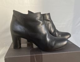 Elegante Damen Stiefeletten Leder, Grösse 37.5