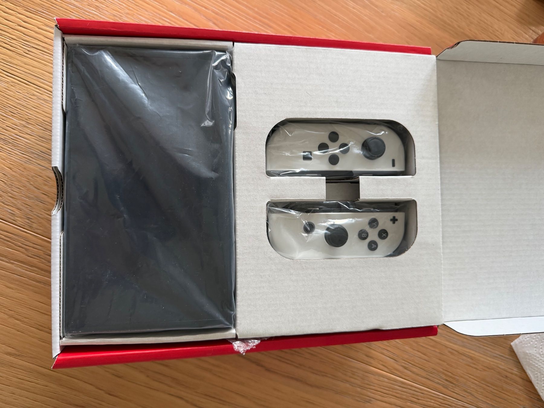 Nintendo Console: Nintendo Switch OLED Weiss – Usato da Schellenberg venduto da dst_dy8p 2