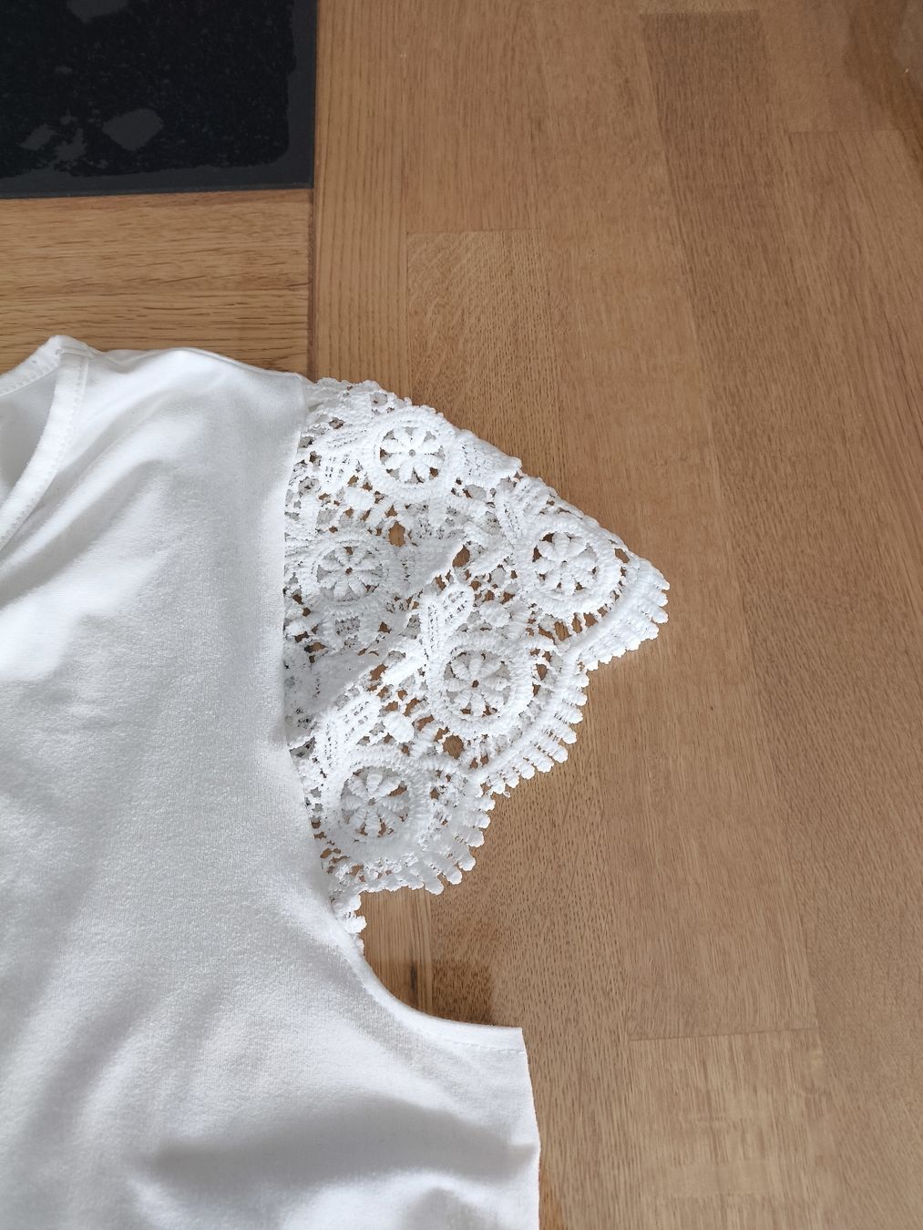 Shein T-shirt: T'Shirt Set Gr. XL/44 – Usato da Burgdorf venduto da Ropajesi 6