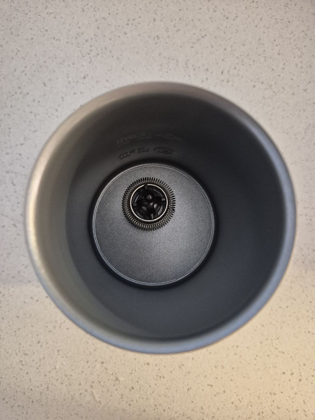 Appareils de cuisine: Nespresso Milchaufschäumer OHNE LADESTATION – D'occasion à Zug par TIVORI 1