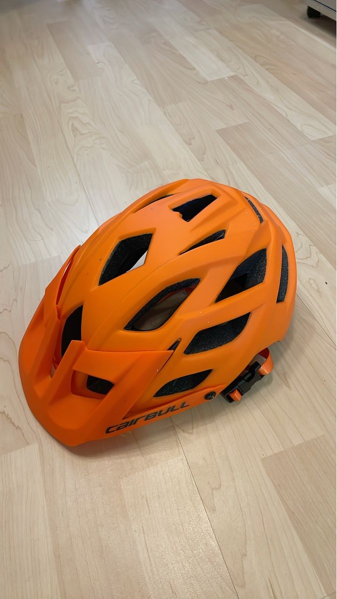 Helme: Fahrradhelm Cairbull orange – Gebraucht aus Niederglatt ZH von Mshadow78