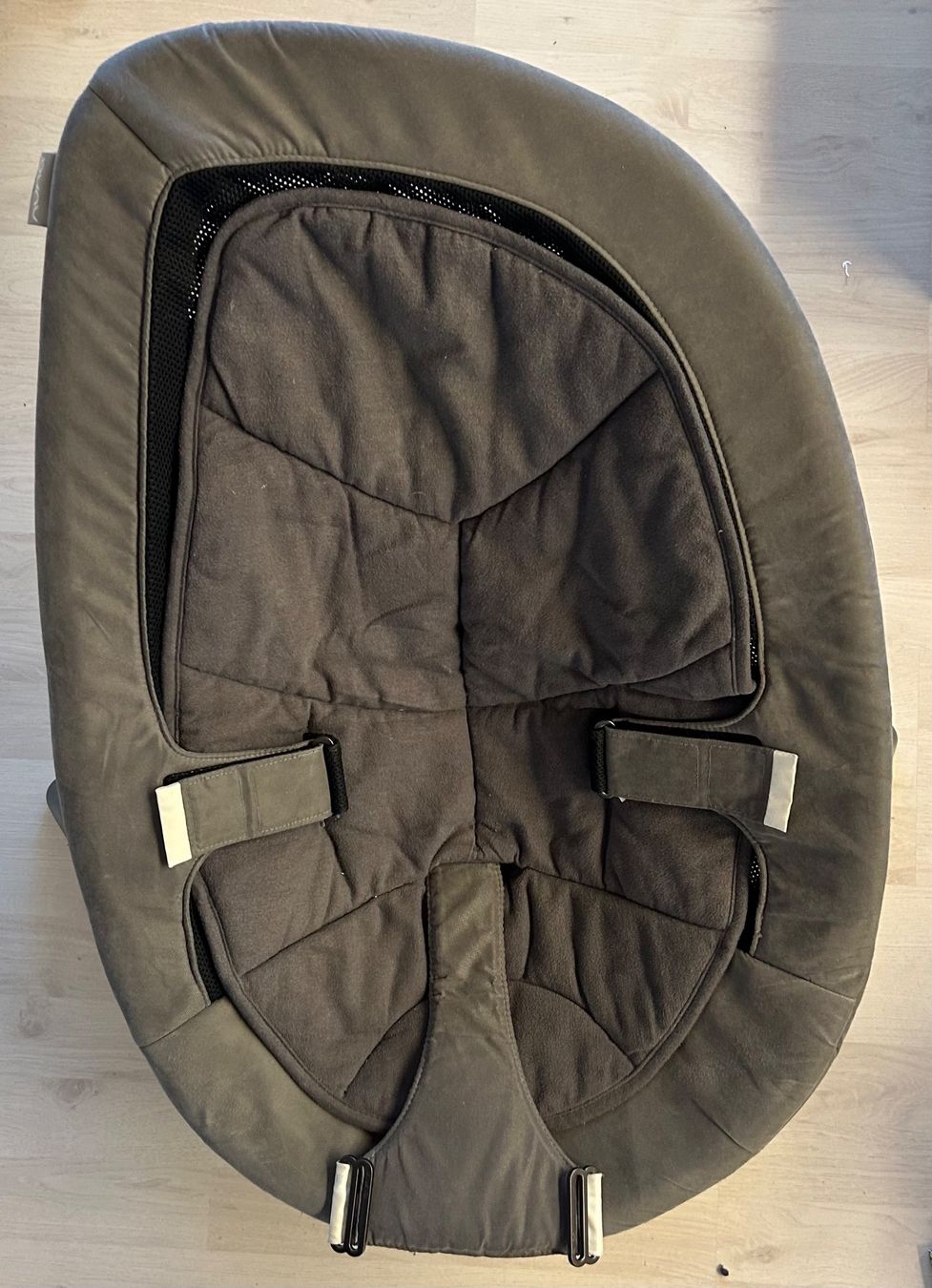 Nuna Sdraiette & Sdraiette a dondolo: Babywippe Nuna Leaf – Usato da Riedholz venduto da Abendsonne 1