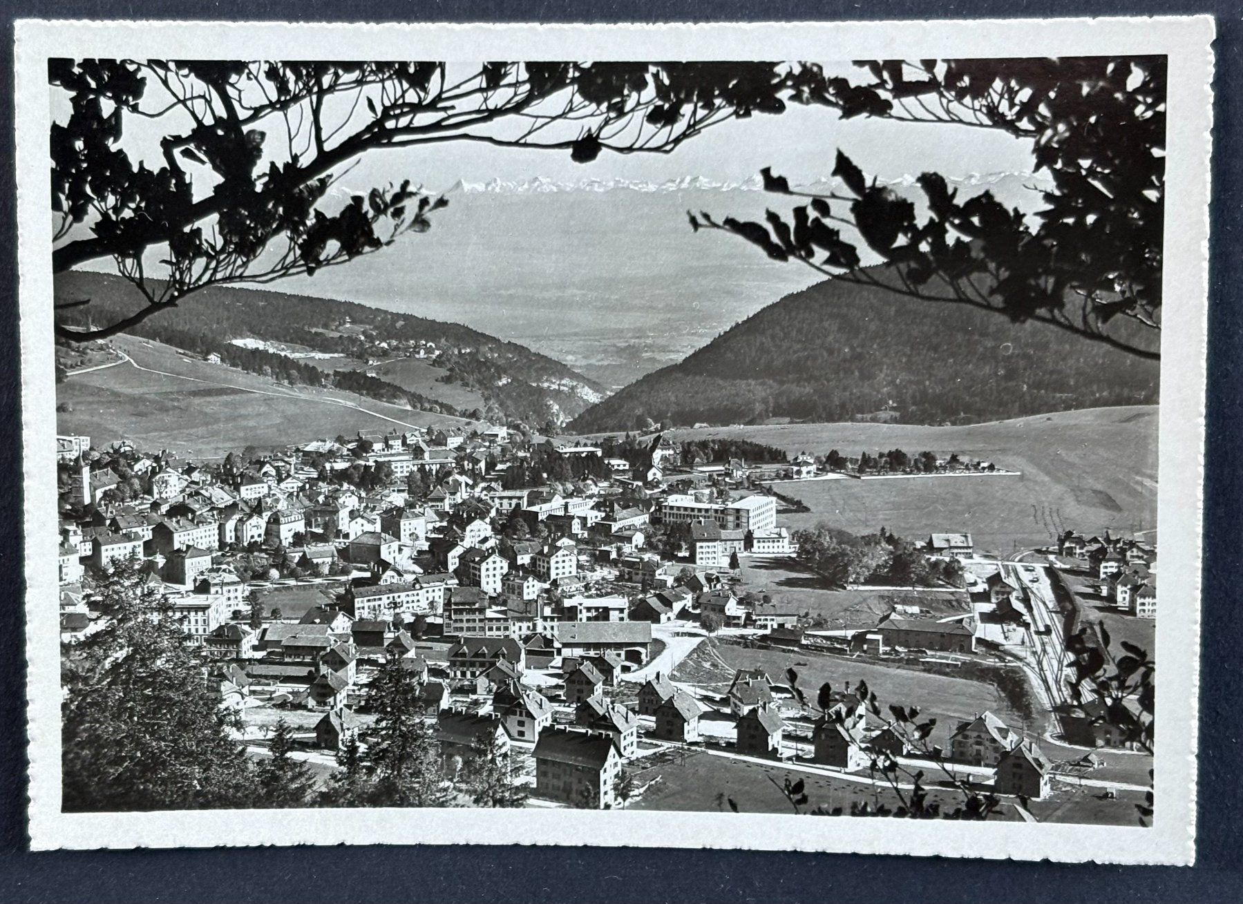 Cartoline postali: ANSICHTSKARTE STE.CROIX ET LES ALPES BERNOISES – Usato da Ostermundigen venduto da crazy-horse-1840