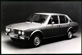 Fotografie Auto Alfa Romeo, Limousine, W