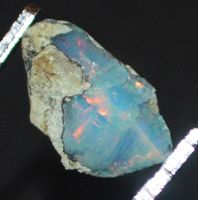Edelstein L-8032 – Äthiopischer Paraiba Opal roh 17x9mm 4.45