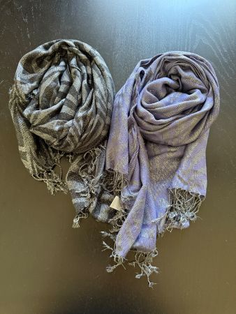 Schöne Schals, neuwertig, ideal für den kommenden Herbst!