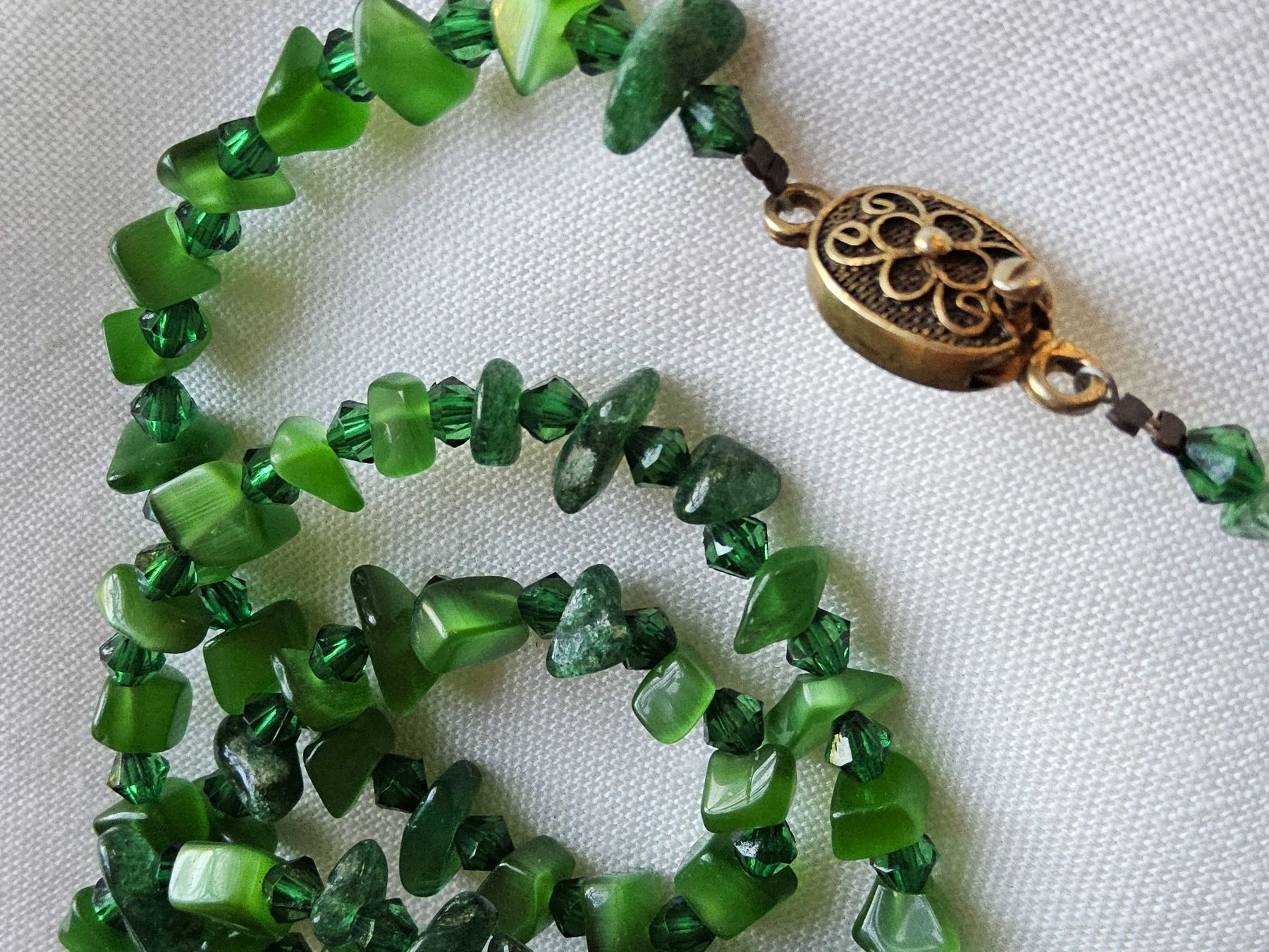 Catenine: Jadeite/Glas Collier Halskette mit Silber Verschluss – Usato da Zürich venduto da SciTec