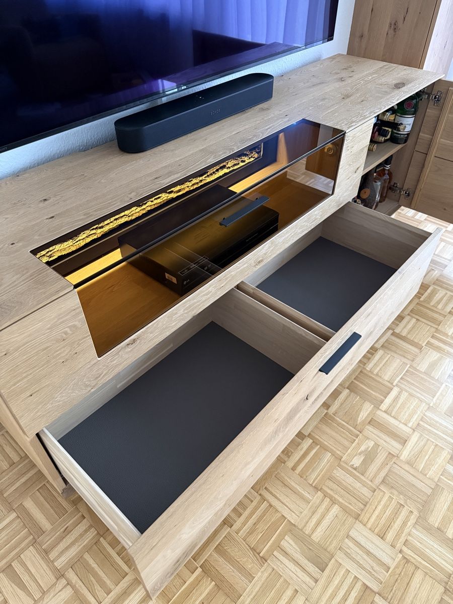 Mobili TV: VALNATURA - Sideboard, Wohnzimmer Tisch & Hängeelement – Nuovo (secondo la descrizione) da Rapperswil SG venduto da Loni189 2