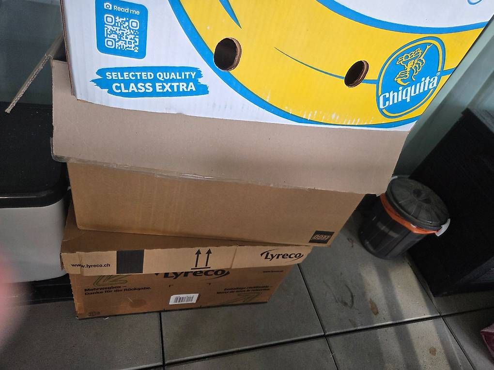 Cartoni: Bulle - A donner cartons de déménagement  – Usato da Bulle venduto da mur_7mwd