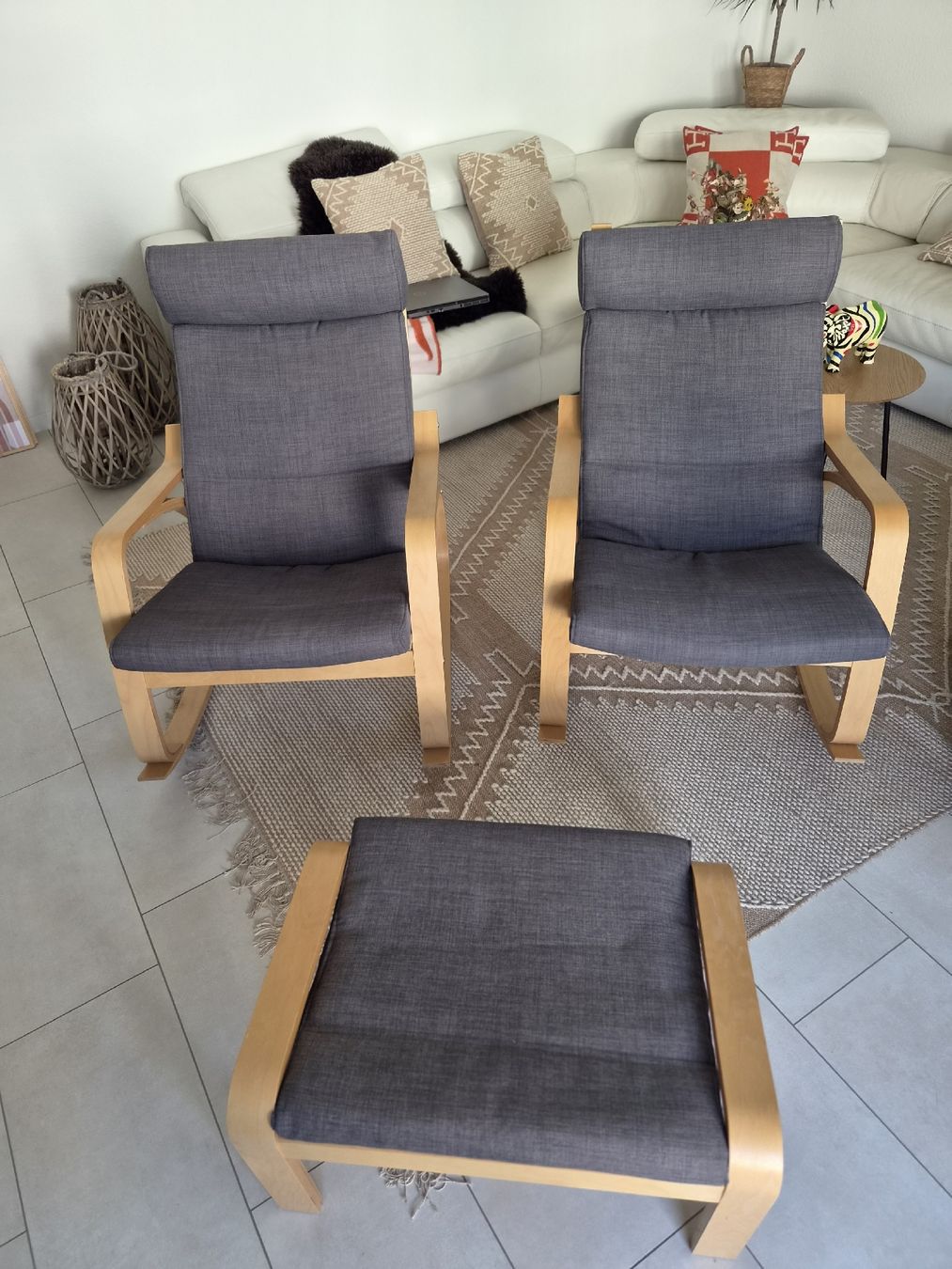 Ikea Sessel: 2x IKEA Poäng Armchairs with Footstool – Gebraucht aus Thalwil von sta_x7zz 1