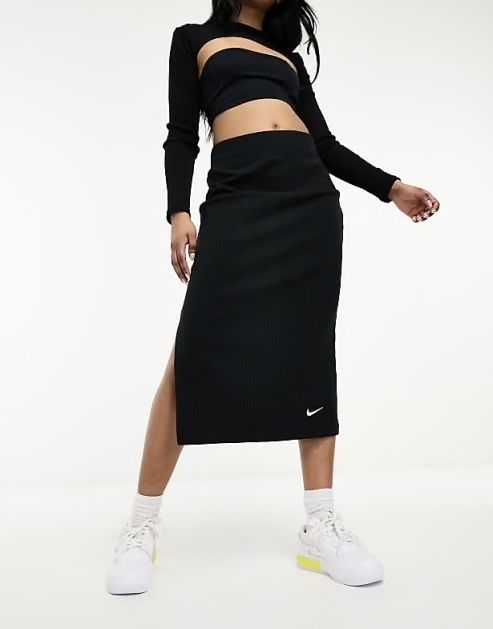Nike Gonne: Midirock NIKE – Nuovo e nell'imballaggio originale da Dietikon venduto da tsela77