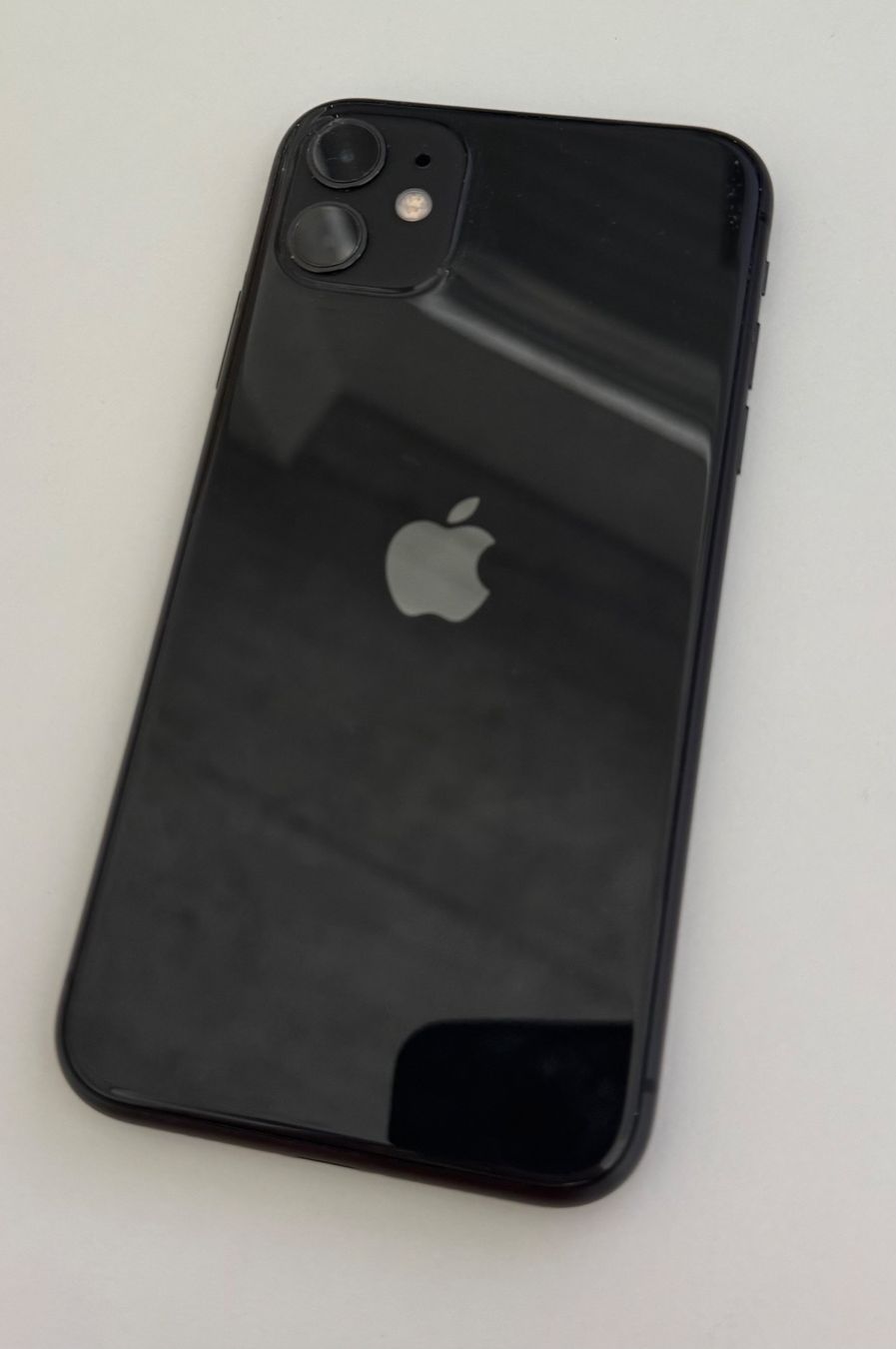 Apple Telefoni cellulari / Smartphones: iPhone 11 voll funktionstüchtig – Usato da Baar venduto da corareichlin 1