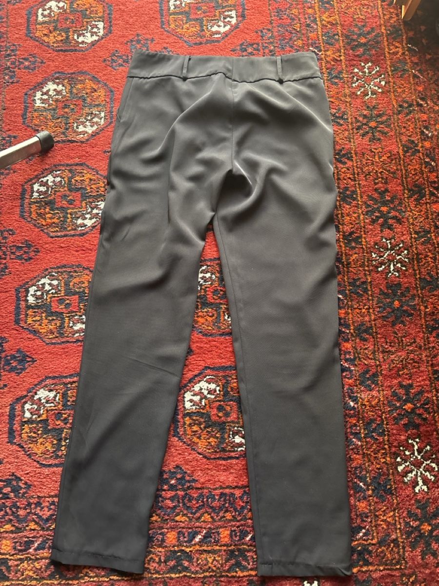 Pantaloni: Hose Gr. 36 schwarz – Usato da Kaltbrunn venduto da Modern 2