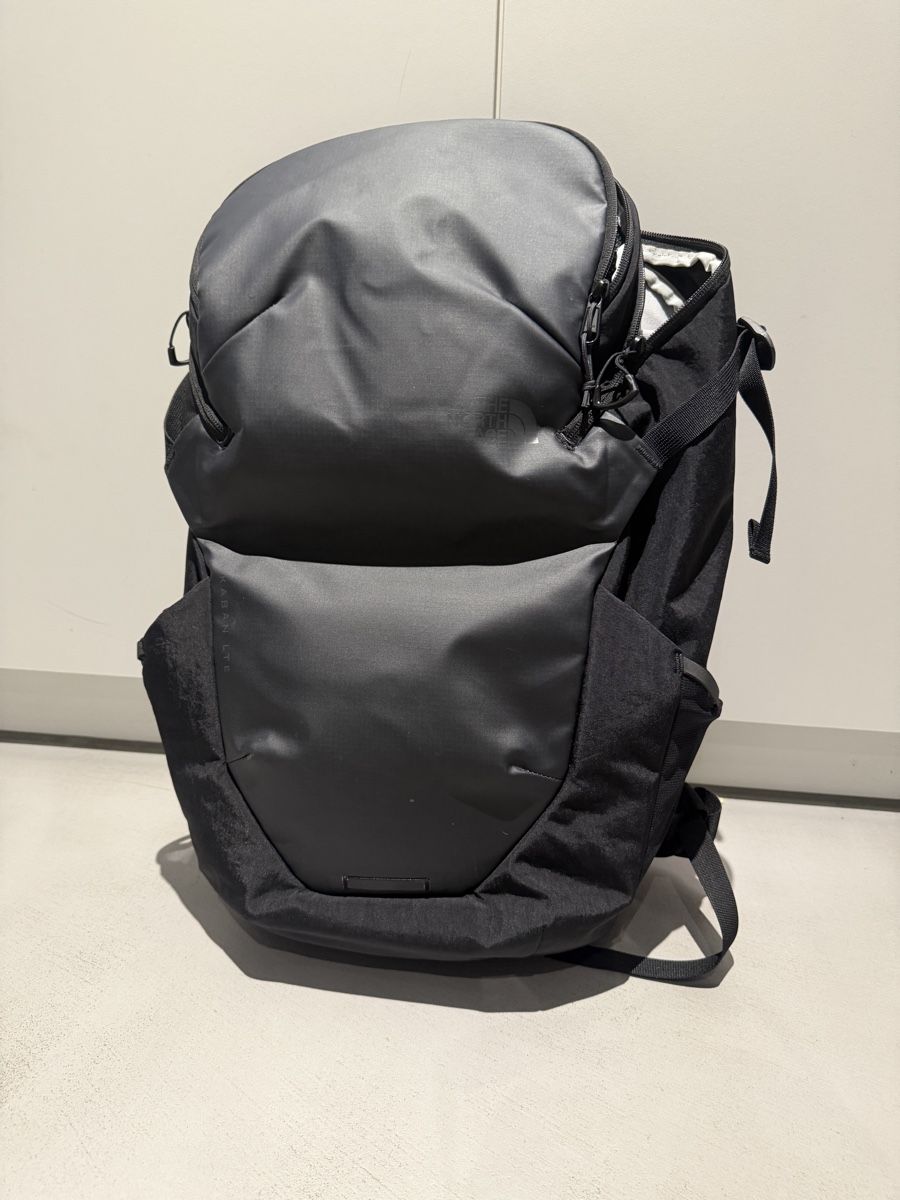 Zaini: North Face Tages- und Arbeitsrucksack – Usato da Horw venduto da bubobubo82