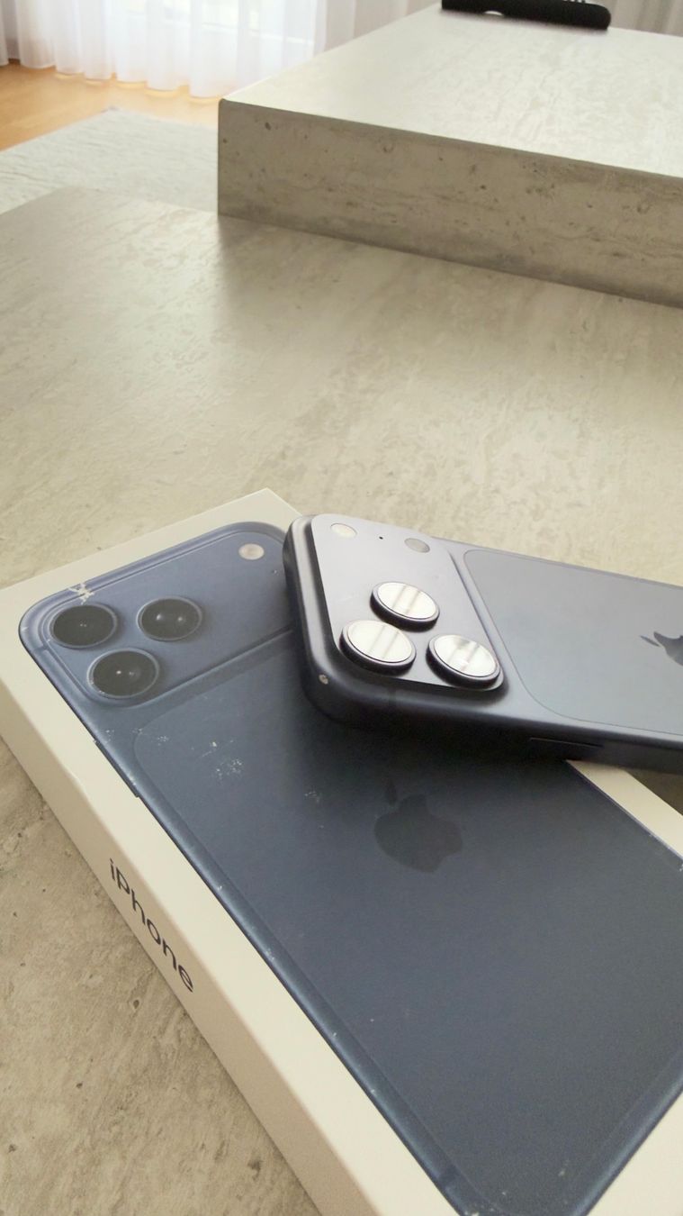 Apple Portables: Iphone 17 pro Max 256 Deep Blue – D'occasion à Oetwil am See par sab_66lg 3