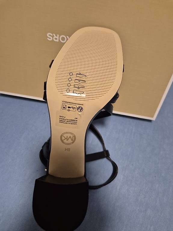 Michael Kors Damenschuhe: Michael Kors Sandalen – Gebraucht aus Hochdorf von Isa.9944 2