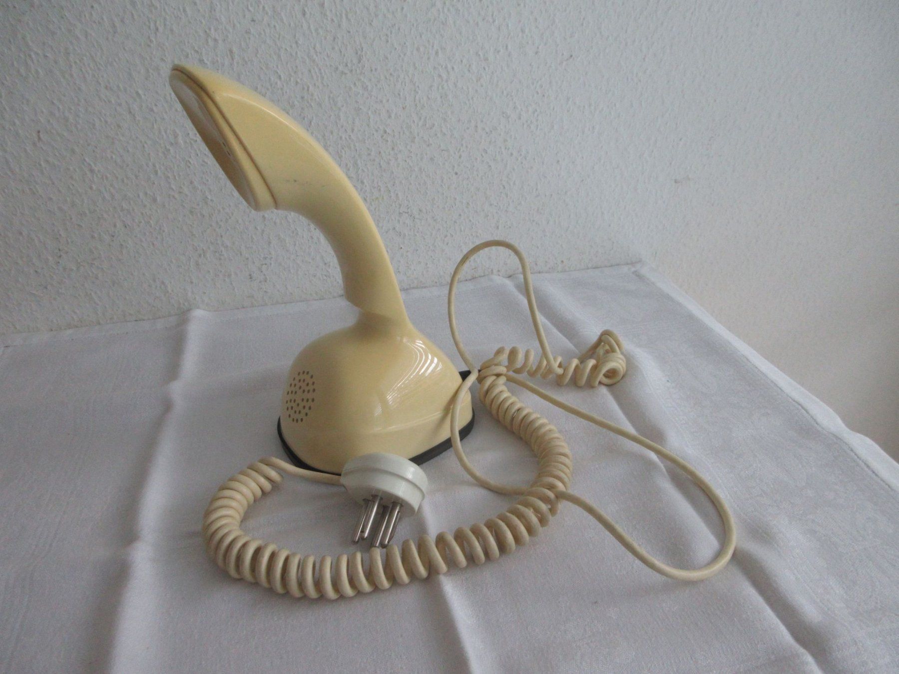 Ericsson Telefoni: Designer - Telefon Ericsson LM Kobra – Usato da Binningen venduto da tempipassati