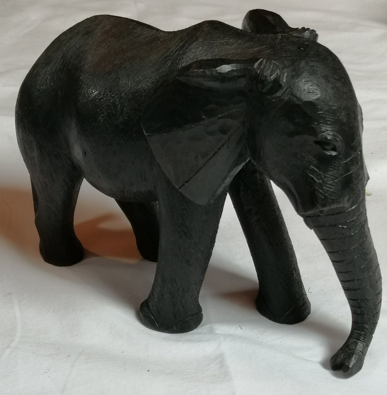 Tutte le decorazioni: Elefant schwarz -  ca. 20 x 9 x 14 cm – Usato da Oberriet SG venduto da Atir47