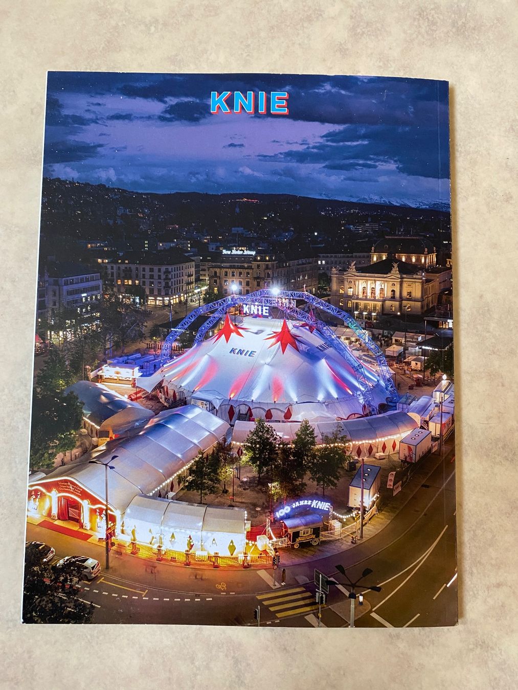 Riviste & Magazine: Zirkus KNIE Magazin – Usato da Zürich venduto da Wim-Broccoli 1