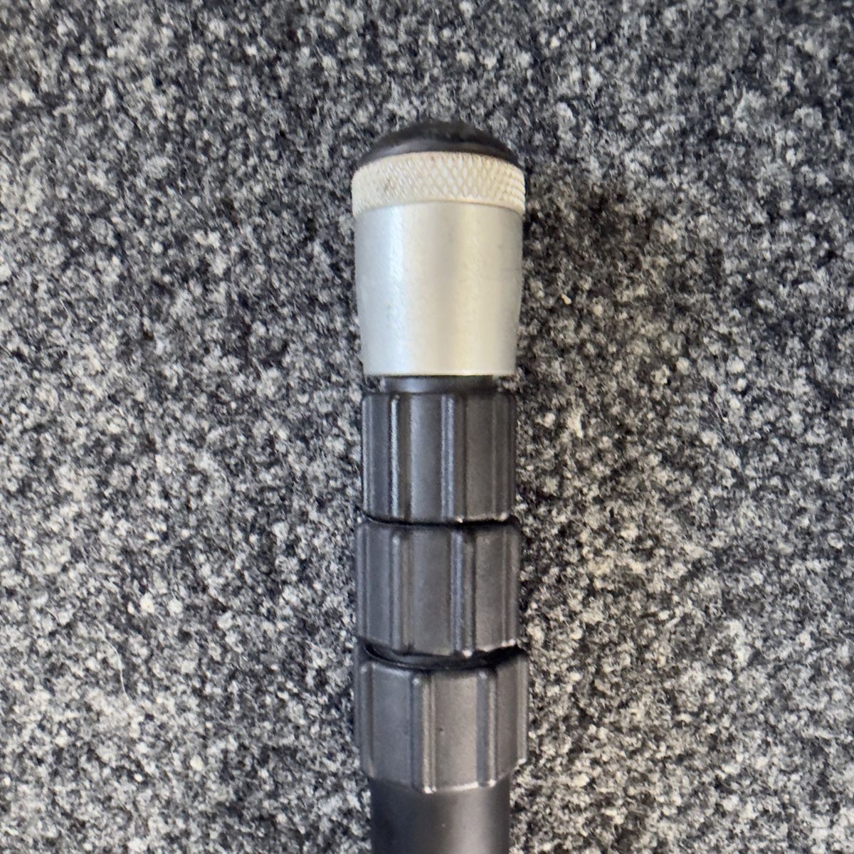Treppiedi & Teste: Cullmann 1741 Aluminium Stativ mit 3-Wege-Neiger – Usato da Widnau venduto da kustercarmen 7