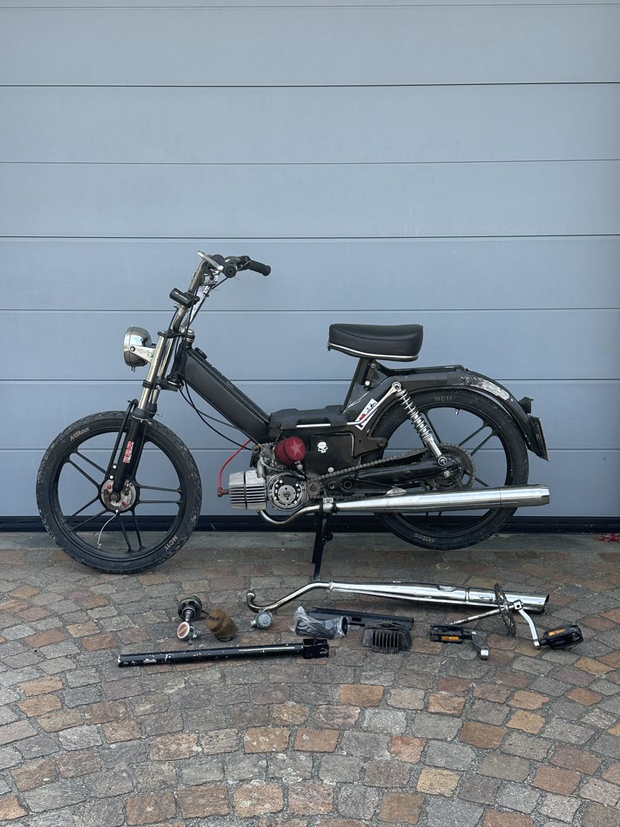 Puch Mofas: Puch Maxi Töffli mit Ausweis und Teilen – Gebraucht aus Lenzburg von megi1977