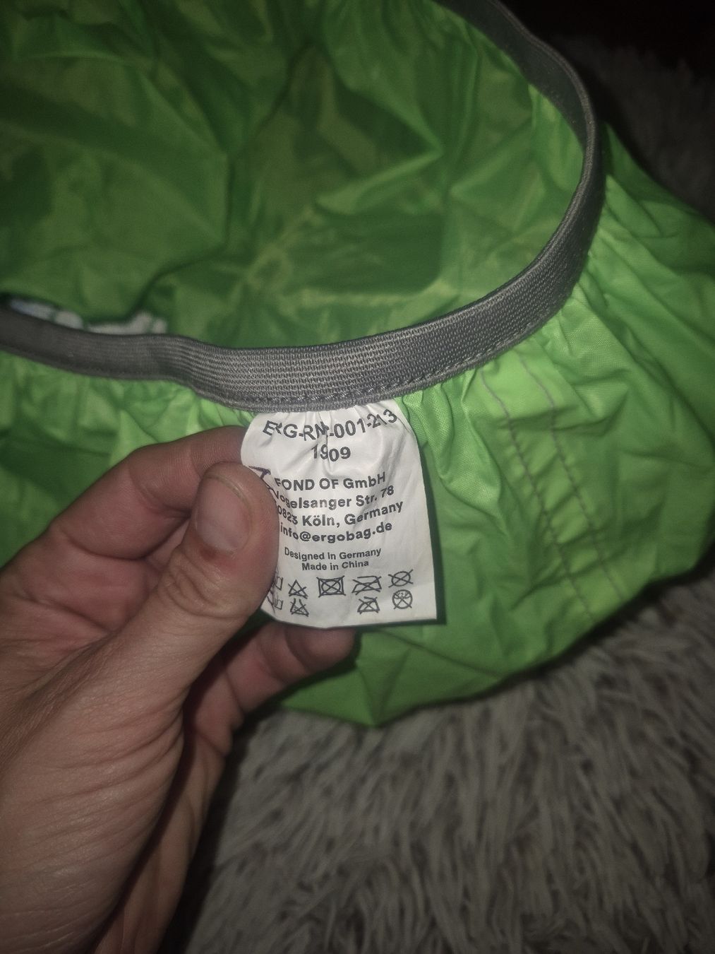 Borse & Zaini: Ergobag Regenschutz Hülle (neongrün) – Usato da Richterswil venduto da ChristinW01 4
