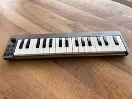 M-Audio Keystation Mini 32 USB MIDI Keyboard Controller