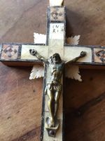Reich verziertes antikes Kreuz