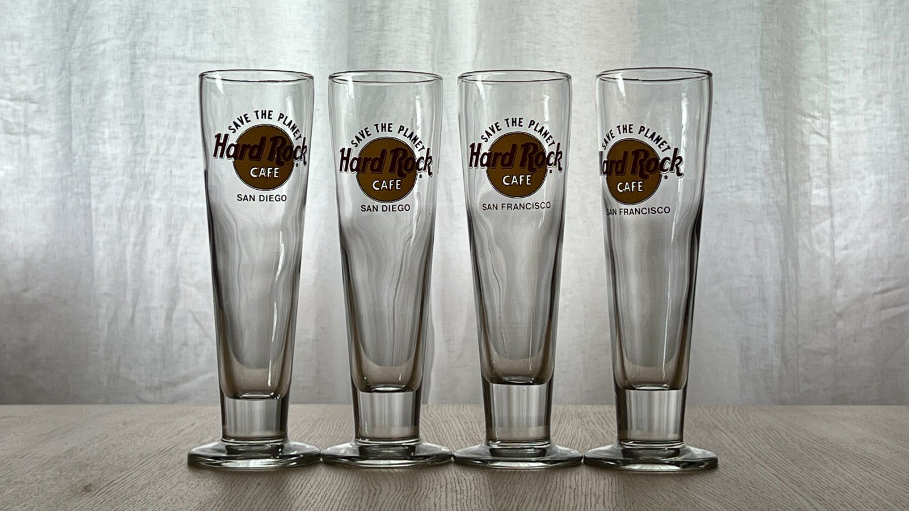Hard Rock Cafe Bicchieri: HARD ROCK Biergläser – Usato da Davos Platz venduto da mmaicki