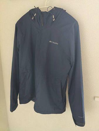Veste coupe-vent Columbia capuchon  Taille L  Bon état