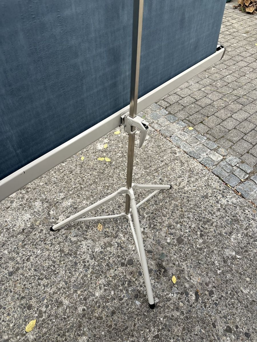 Staffeleien: Beamerleinwand Projektorleinwand – Gebraucht aus Villmergen von Bezdupe 5