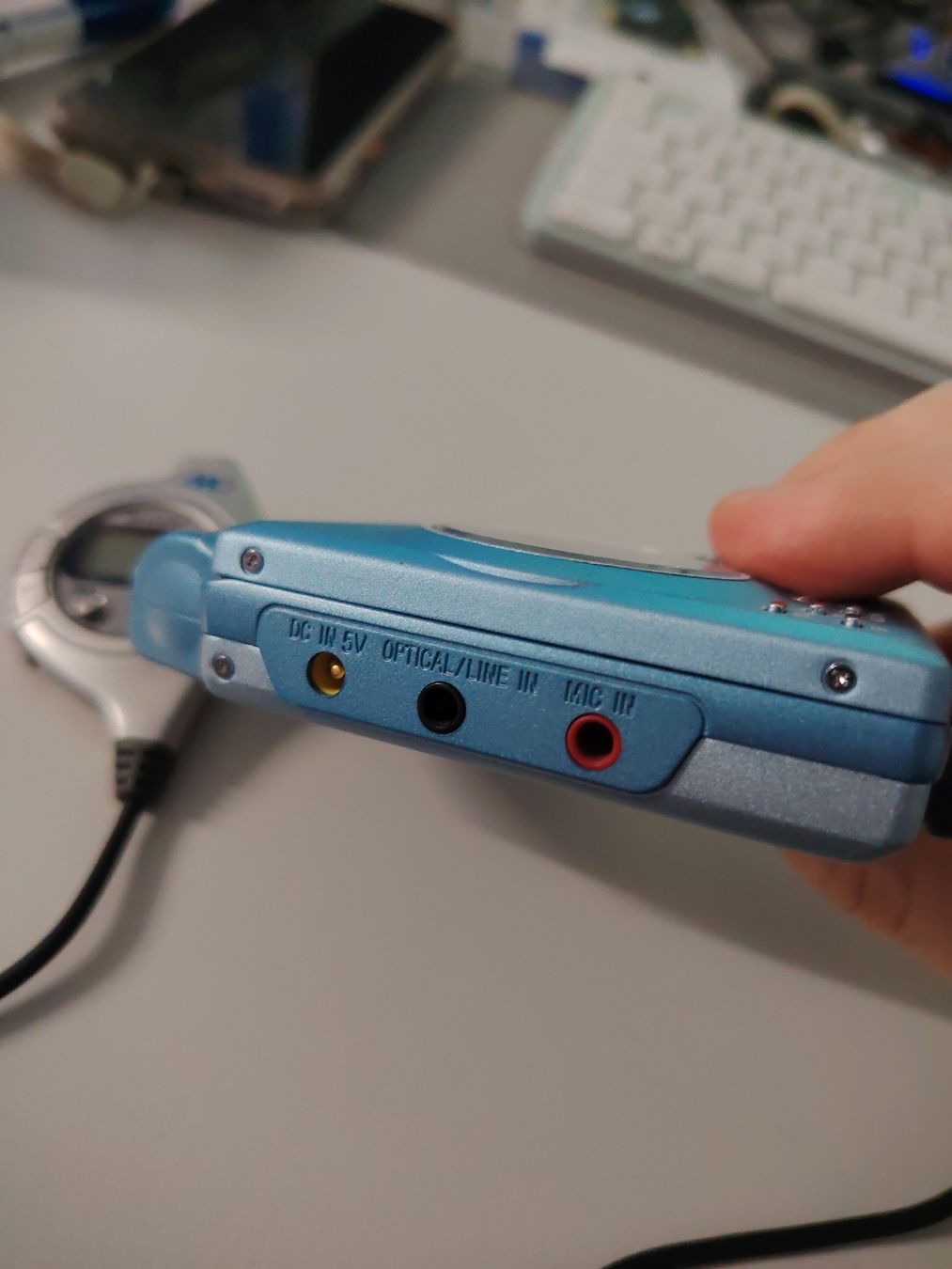 Minidisc: Sharp MD-MT88 MiniDisc Recorder blau gebraucht – Usato da Aesch BL venduto da Gebrauchtes_AeschBL 3