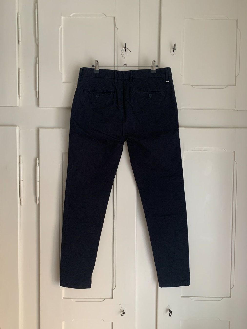 Pantaloni: PULL & BEAR - Chino Hose dunkelblau S – Usato da Zürich venduto da Diazaio 2