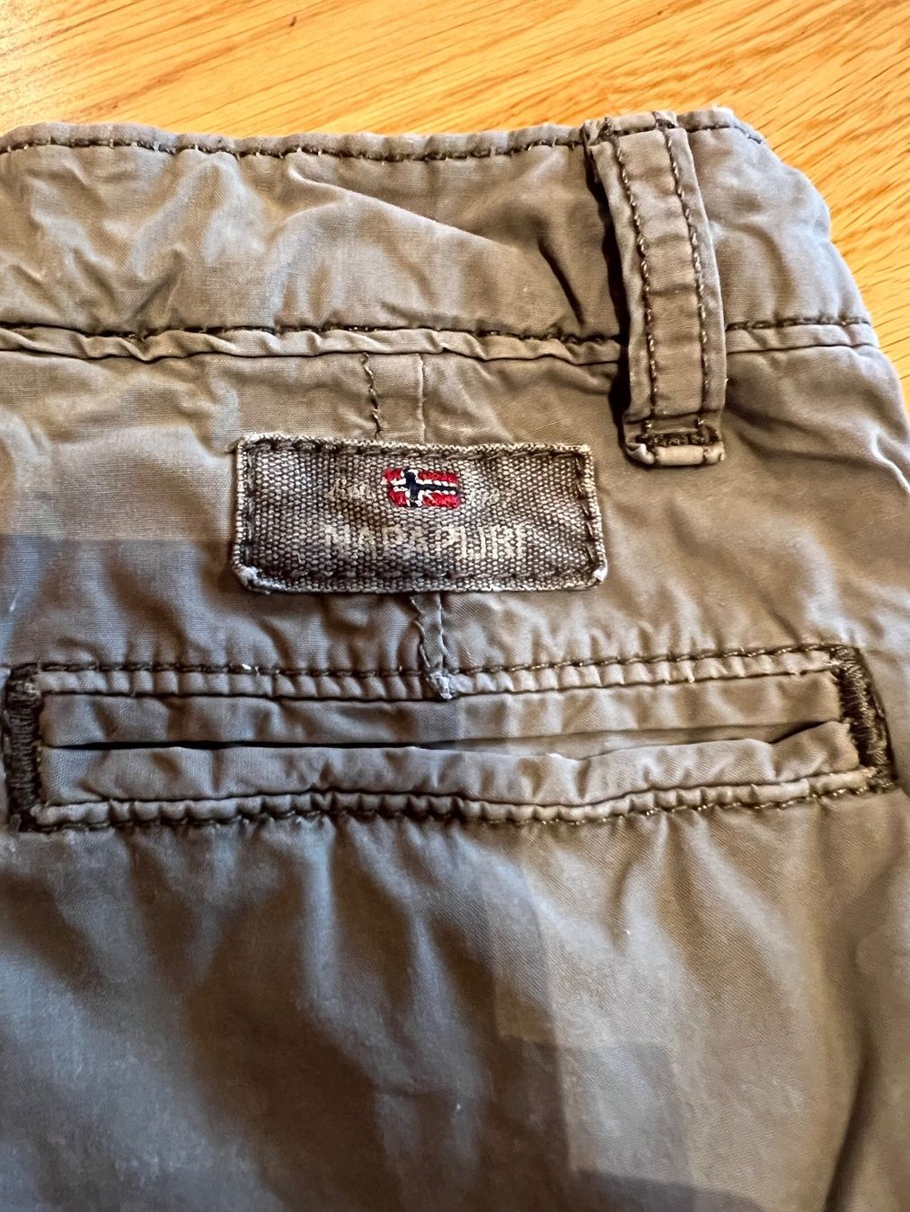 Napapijri Pantaloni: Shorts Gr. 100, Napapijri – Usato da Wallisellen venduto da Kaktus8304 2