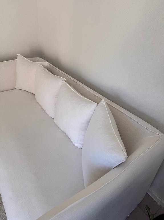 Sofas: Canapé en lin 3/4 places  – Gebraucht aus Clarens von raz_7tyj 4