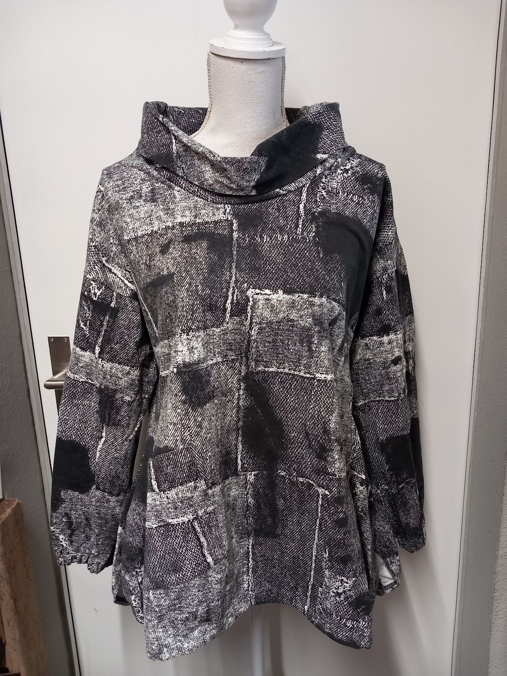 Niederberger Maglioni & Felpe: Niederberger Pullover Gr.T1, toller Schnitt – Usato da Gwatt (Thun) venduto da umwelt-brocki