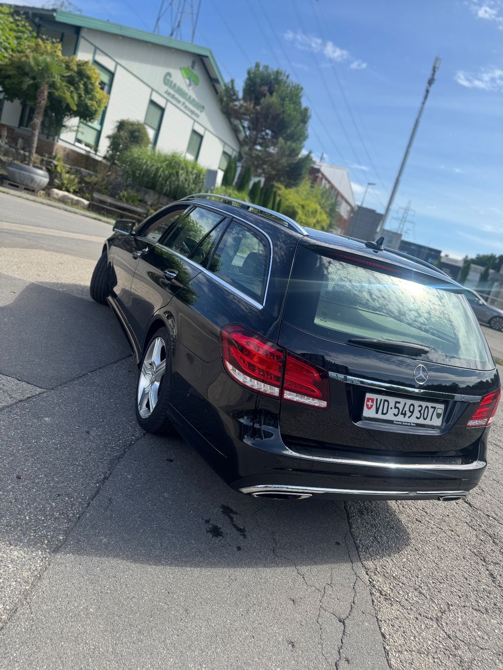 Mercedes-Benz Automobili: Mercedes-Benz E500 – Usato da Lonay venduto da PancheChakalov 2
