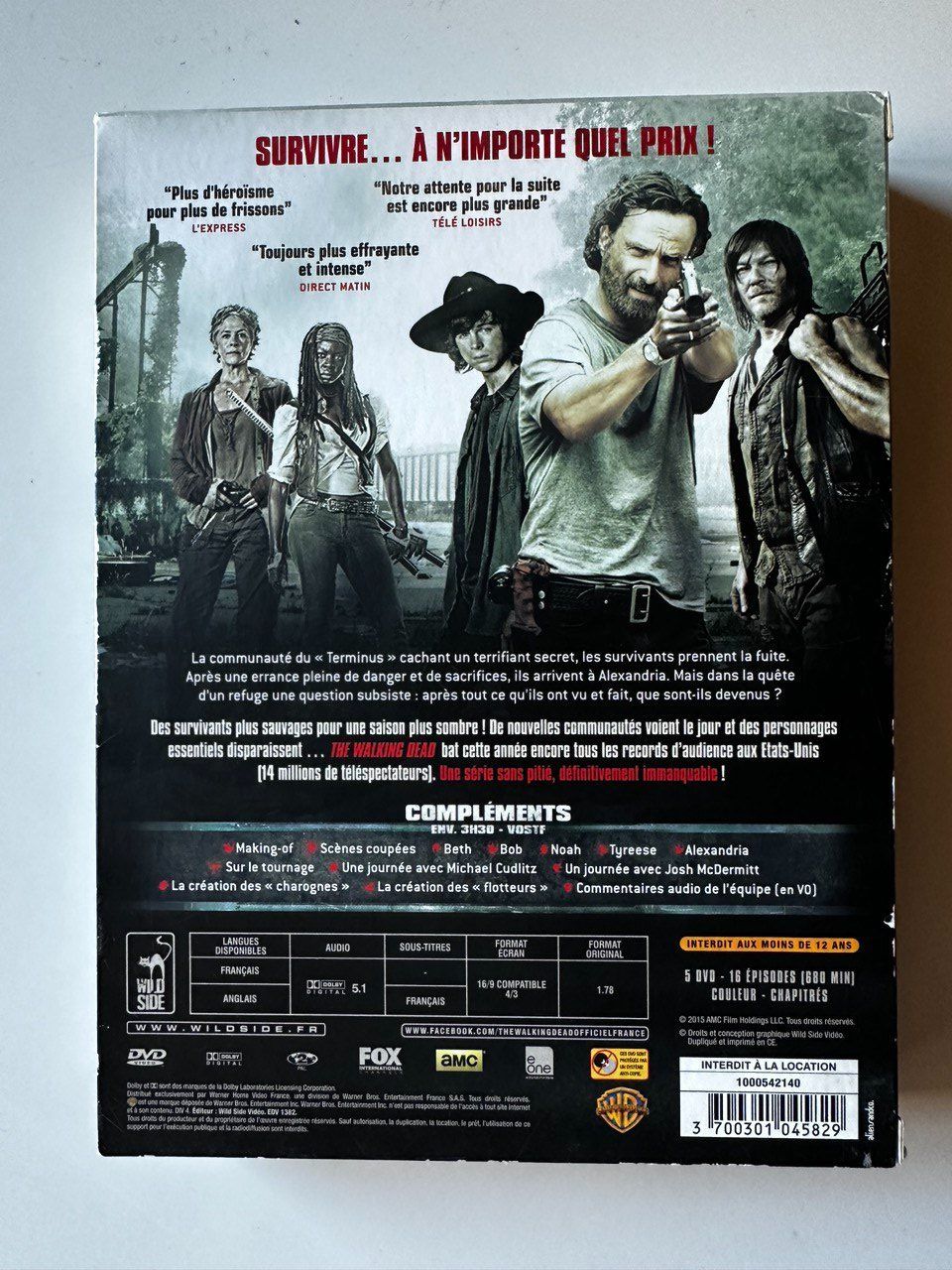 Tutti i DVDs: Les 5 DVD de The Walking Dead. Version de la collection – Usato da Fribourg venduto da Margaret18 3