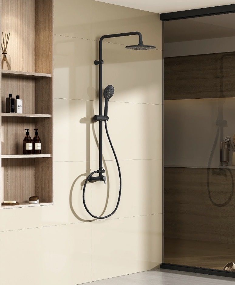 Pommeaux de douche: Duschsystem Schwarz Neu im Karton
56 – Neuf avec emballage d'origine à Neftenbach par pationline