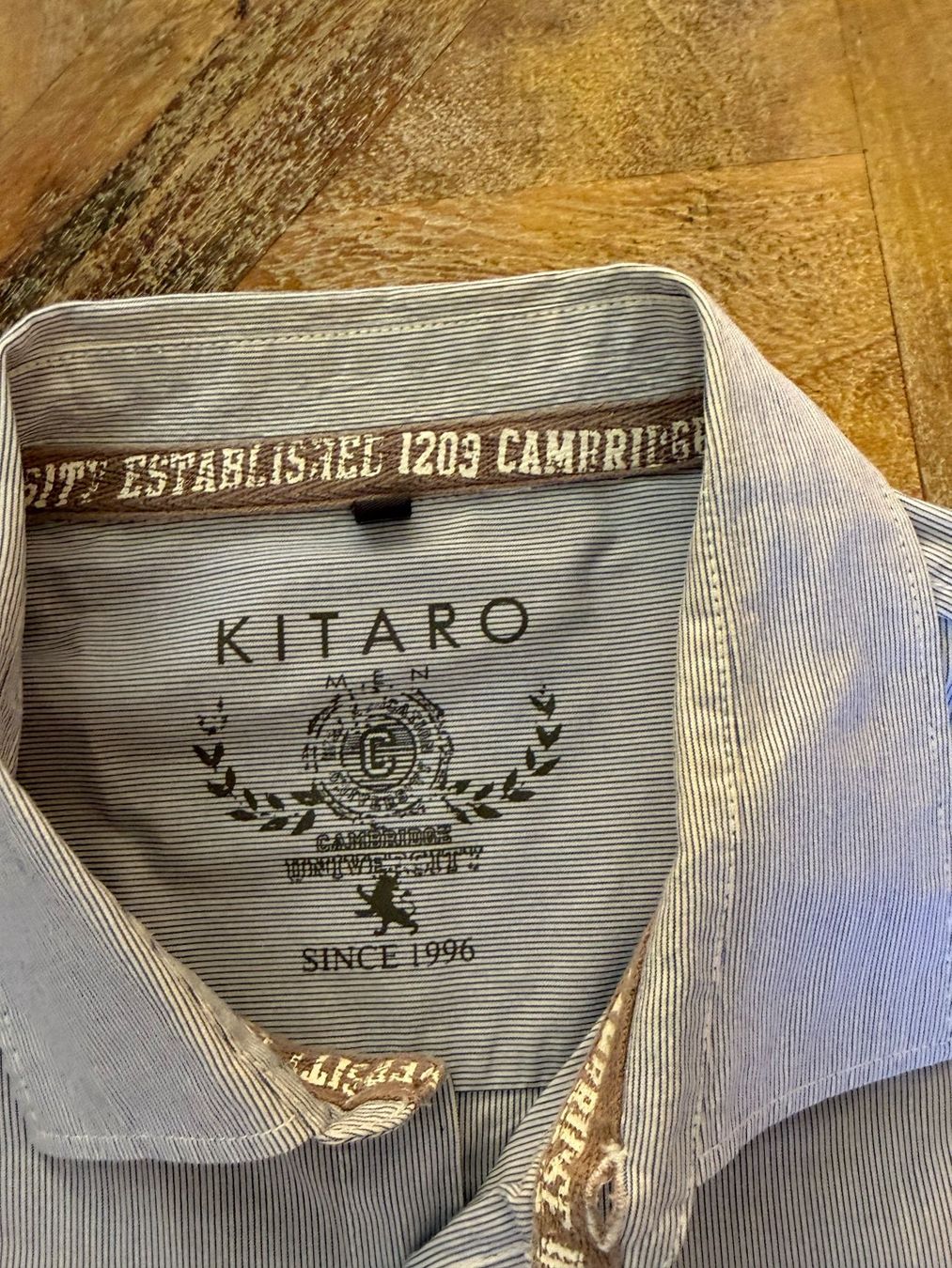 Camicie: Chemise rayée bleu et blanche Kitaro – Usato da Thônex venduto da ada_9v67 3