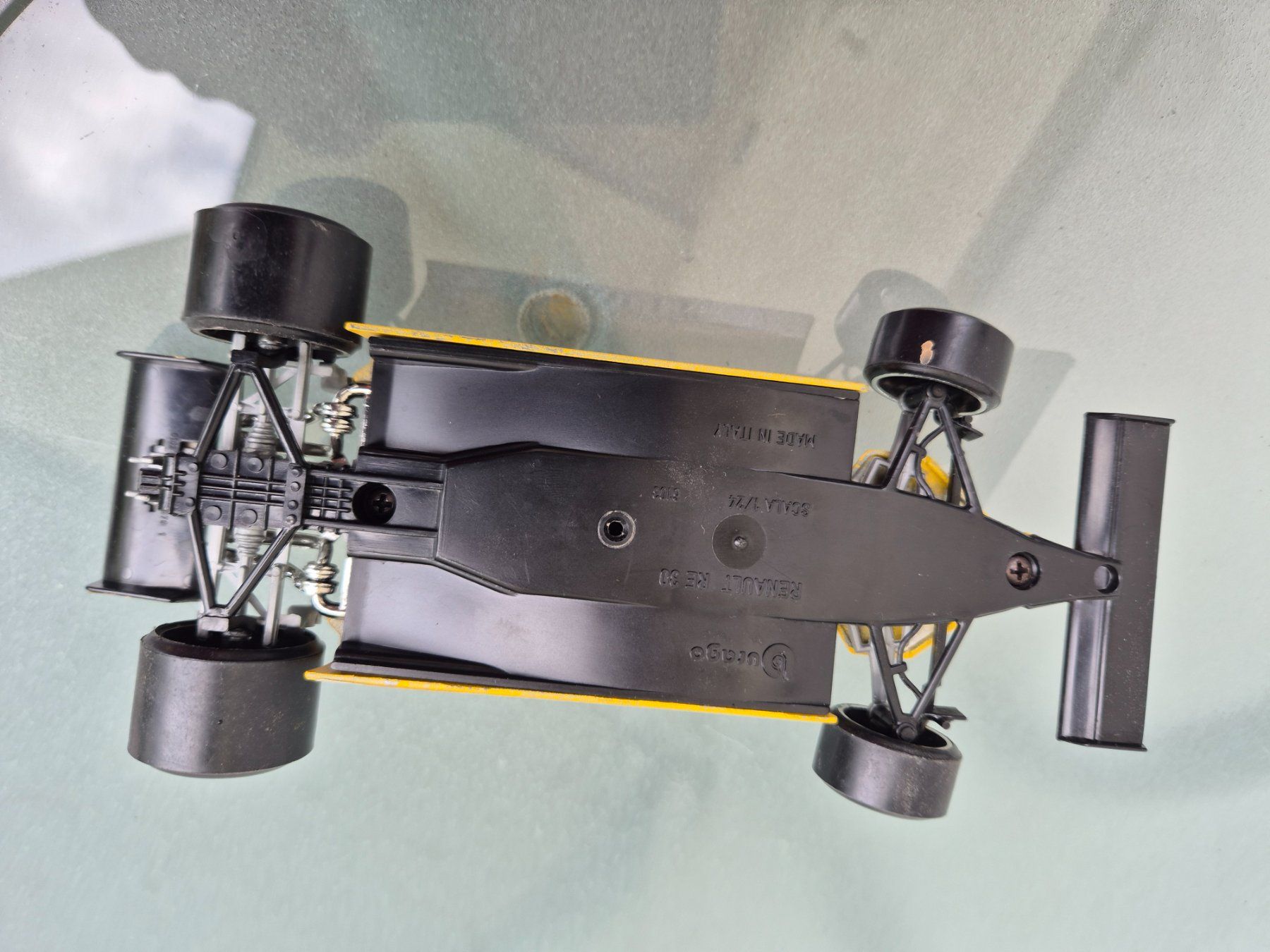Renault Modellini d'auto: Renault Re 32 Patrick Tambay von Burago. – Usato da Oberbuchsiten venduto da laffite54 7