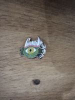 Cooler Anstecker / Pin mit Monster-Motiv