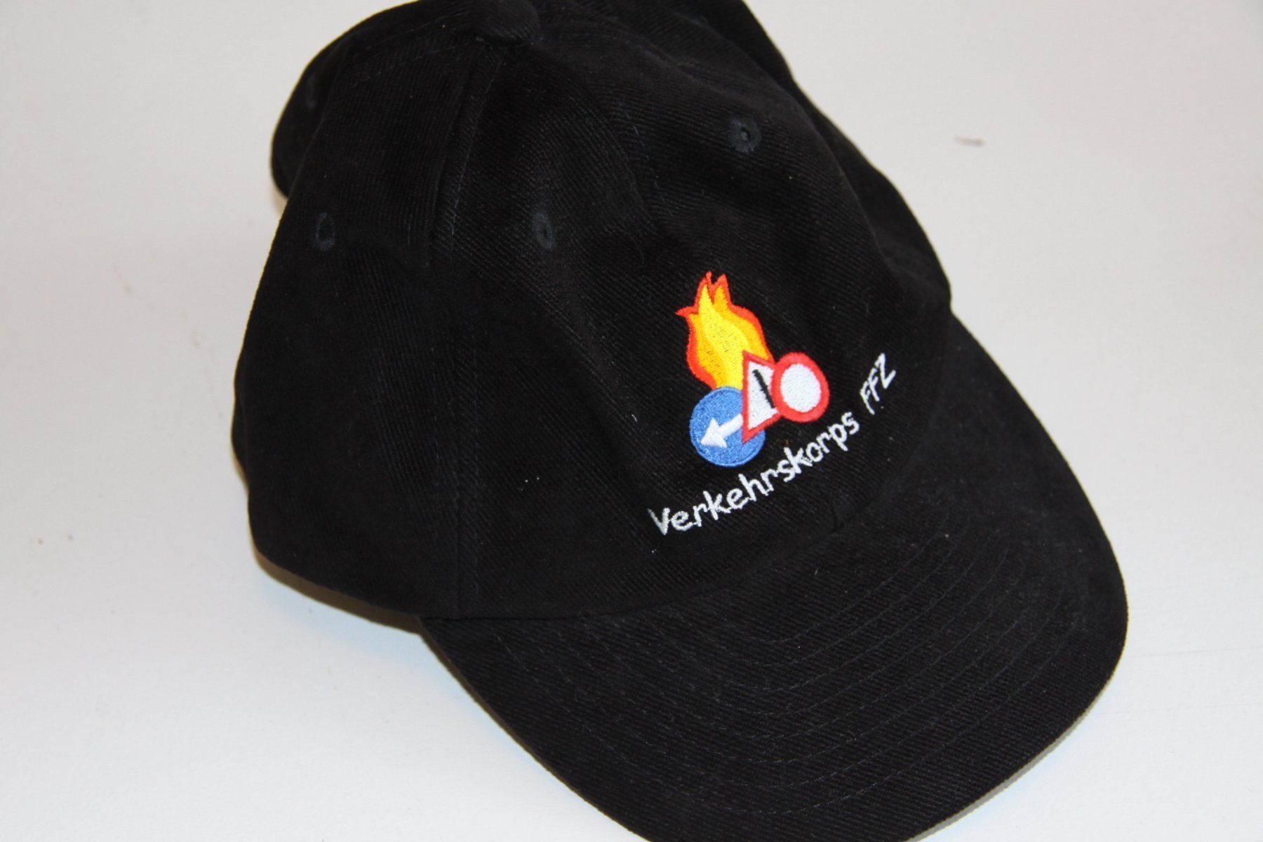 Altro in  Abbigliamento & Accessori: 9 Caps von Schweizer Feuerwehren – Usato da Baar venduto da ben_vrx8 7