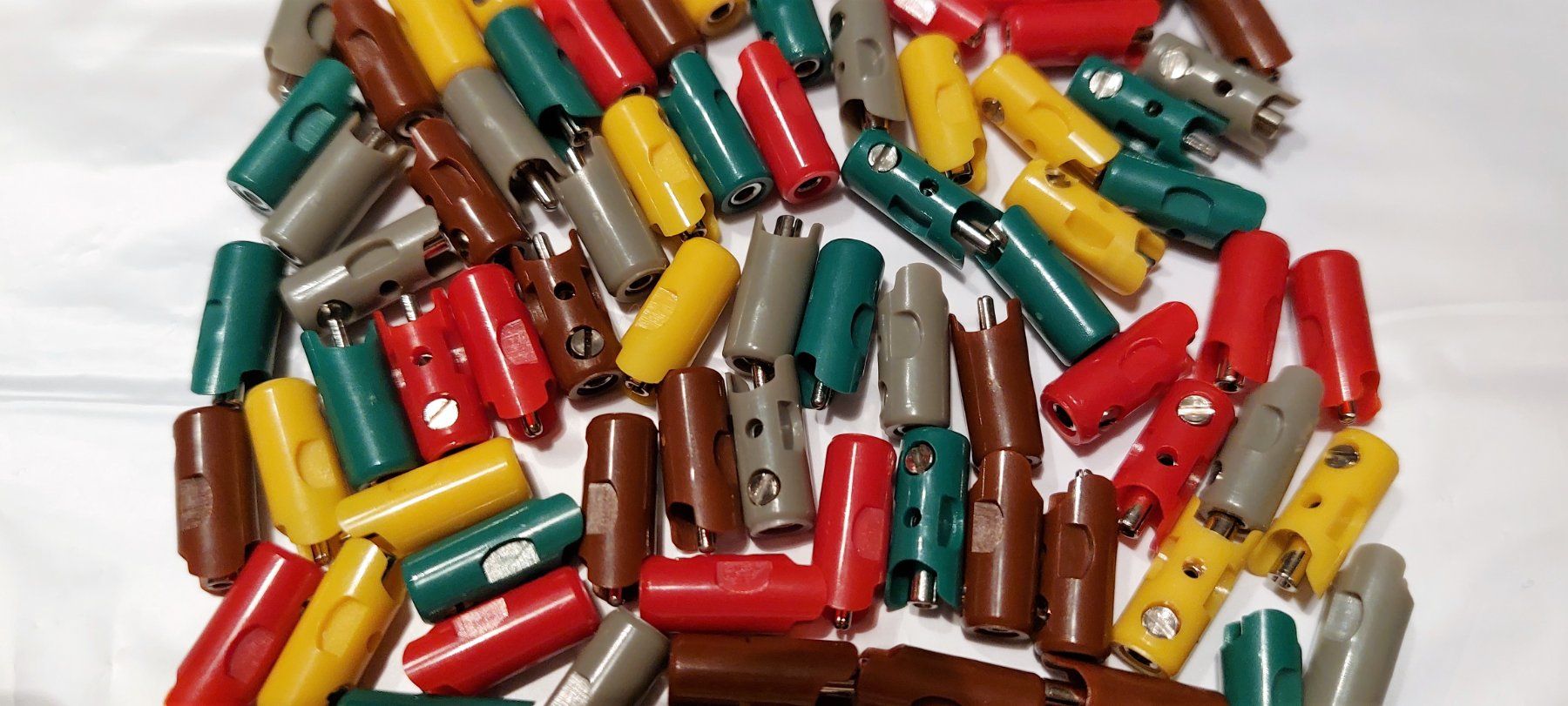 Brawa Modelleisenbahnen: Brawa H0 - Verteiler, Buchsen, Stecker – Neu und originalverpackt aus Rotkreuz von MOBAHN-1zu87 2