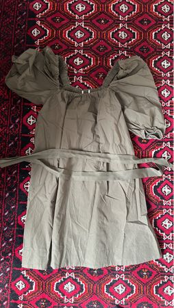Sommer Oliv Kleid mit Puffärmeln, Grösse S, Baumwolle (Nr13)