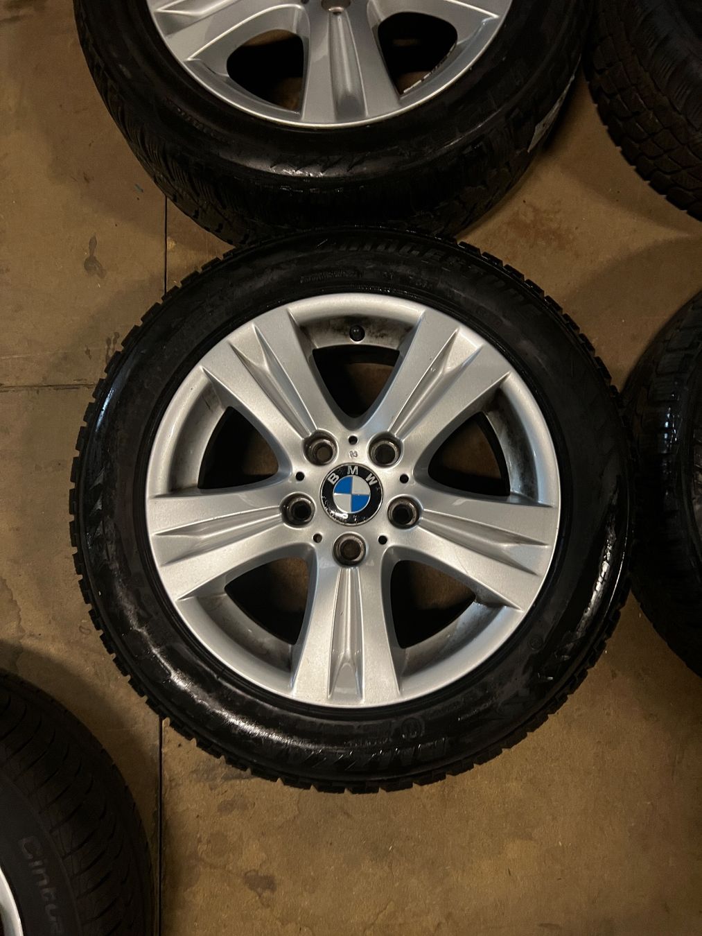 BMW Pneus & Kompletträder: BMW 1er E81 E82 E87 E88 Original Winterräder 7x16 ET44 – Gebraucht aus Full-Reuenthal von MB.52 1