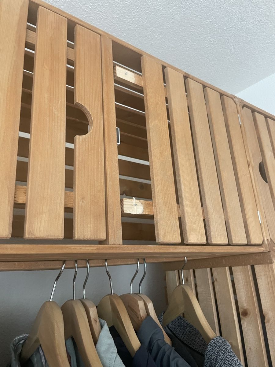 Armoires: Holzschrank – D'occasion à Knonau par Q.Luna 1