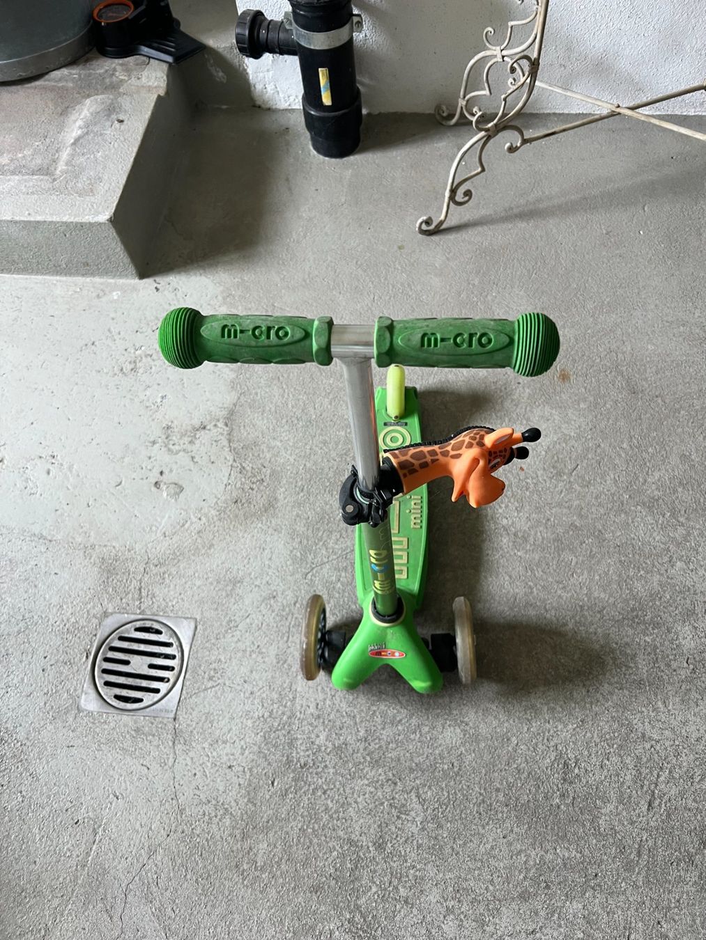 Micro Kickboard: Mico Mini Scooter – Gebraucht aus Zürich von Lillybelle15 1
