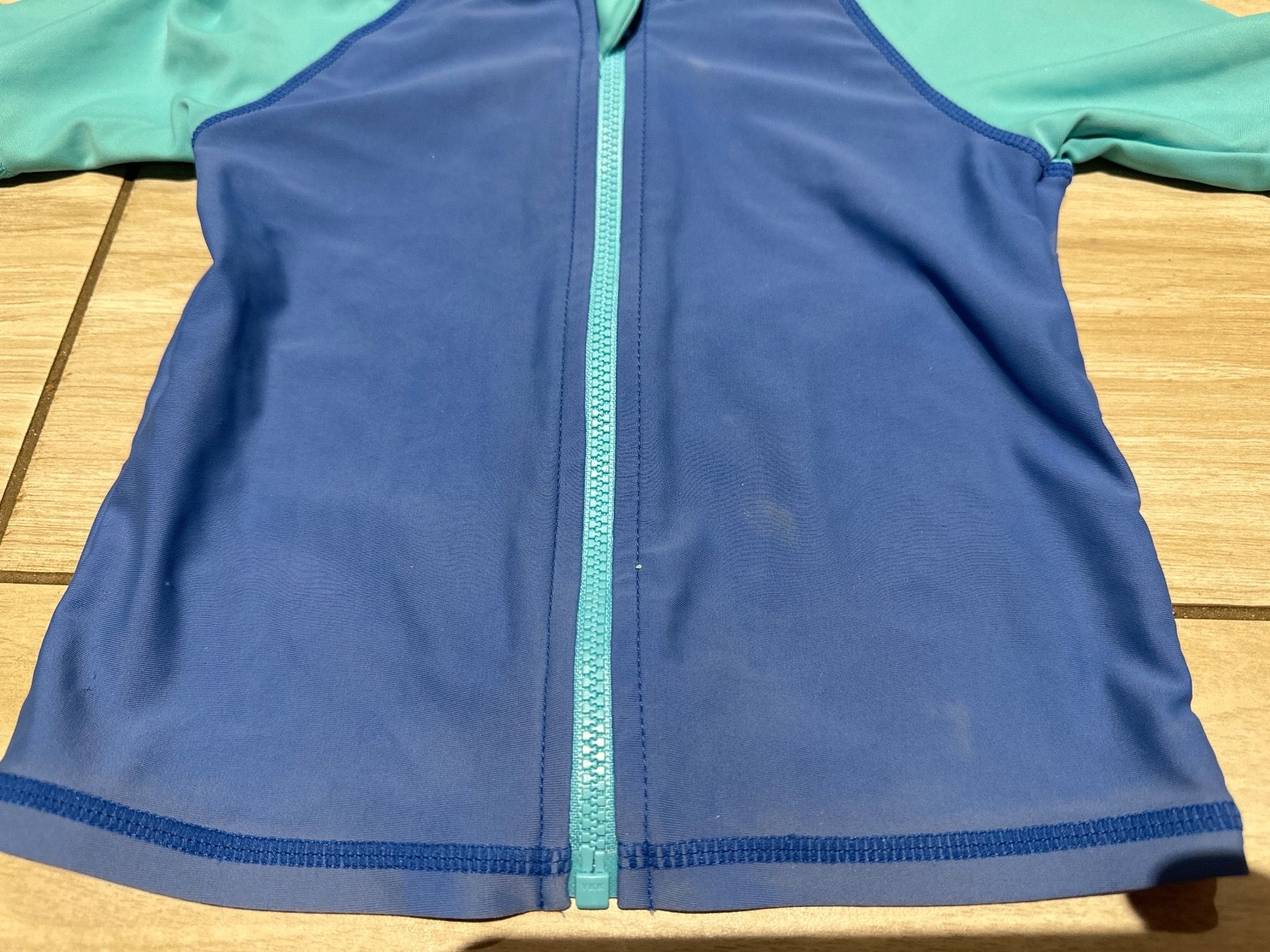 Costumi da bagno: Badeshirt Elefäntli 86/92 – Usato da Gelterkinden venduto da Familienferien 1