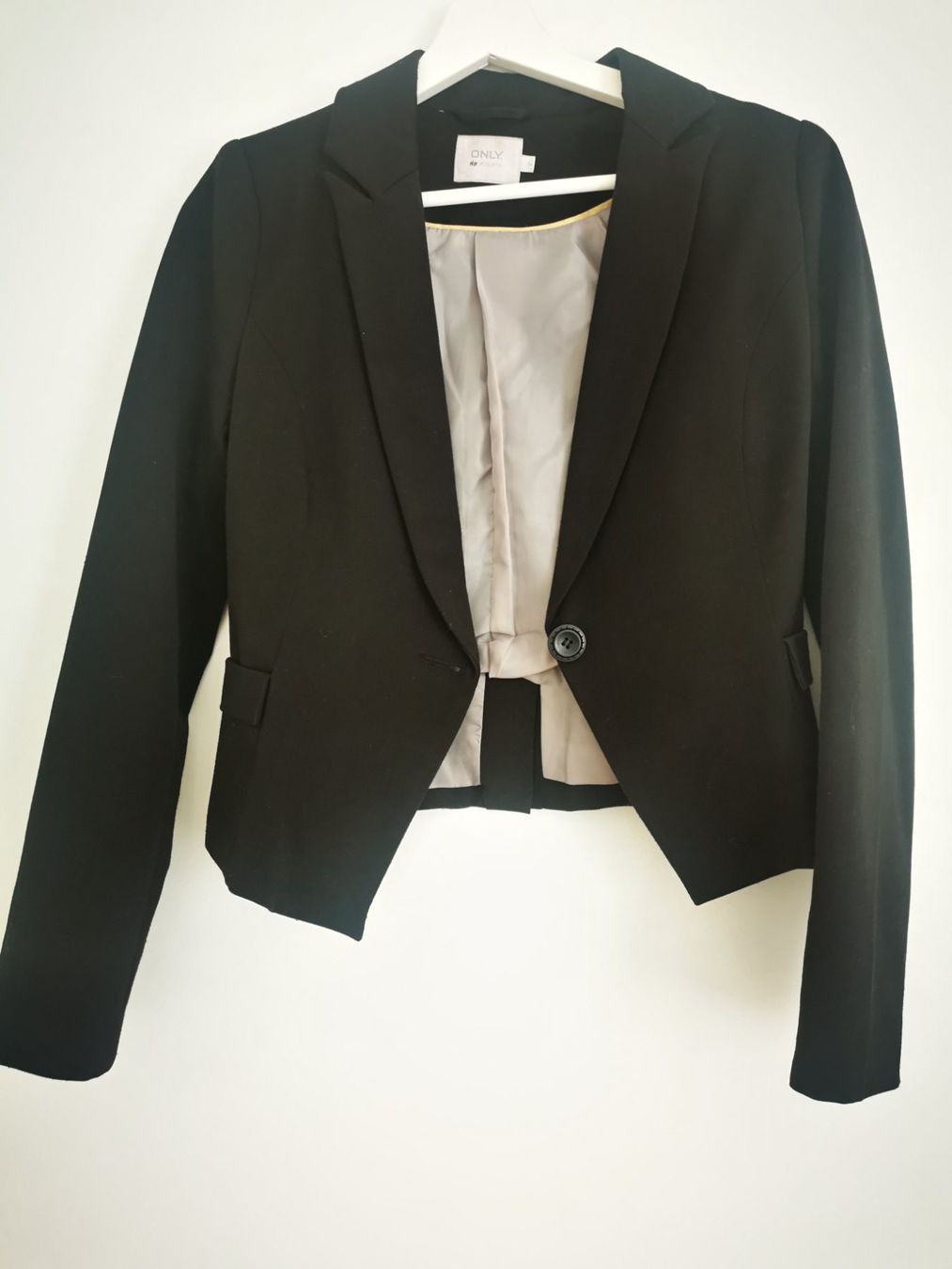 Ensembles & Tailleurs: ONLY Blazer, schwarz, Grösse 34 – D'occasion à Niedergösgen par lil_s6k8 1